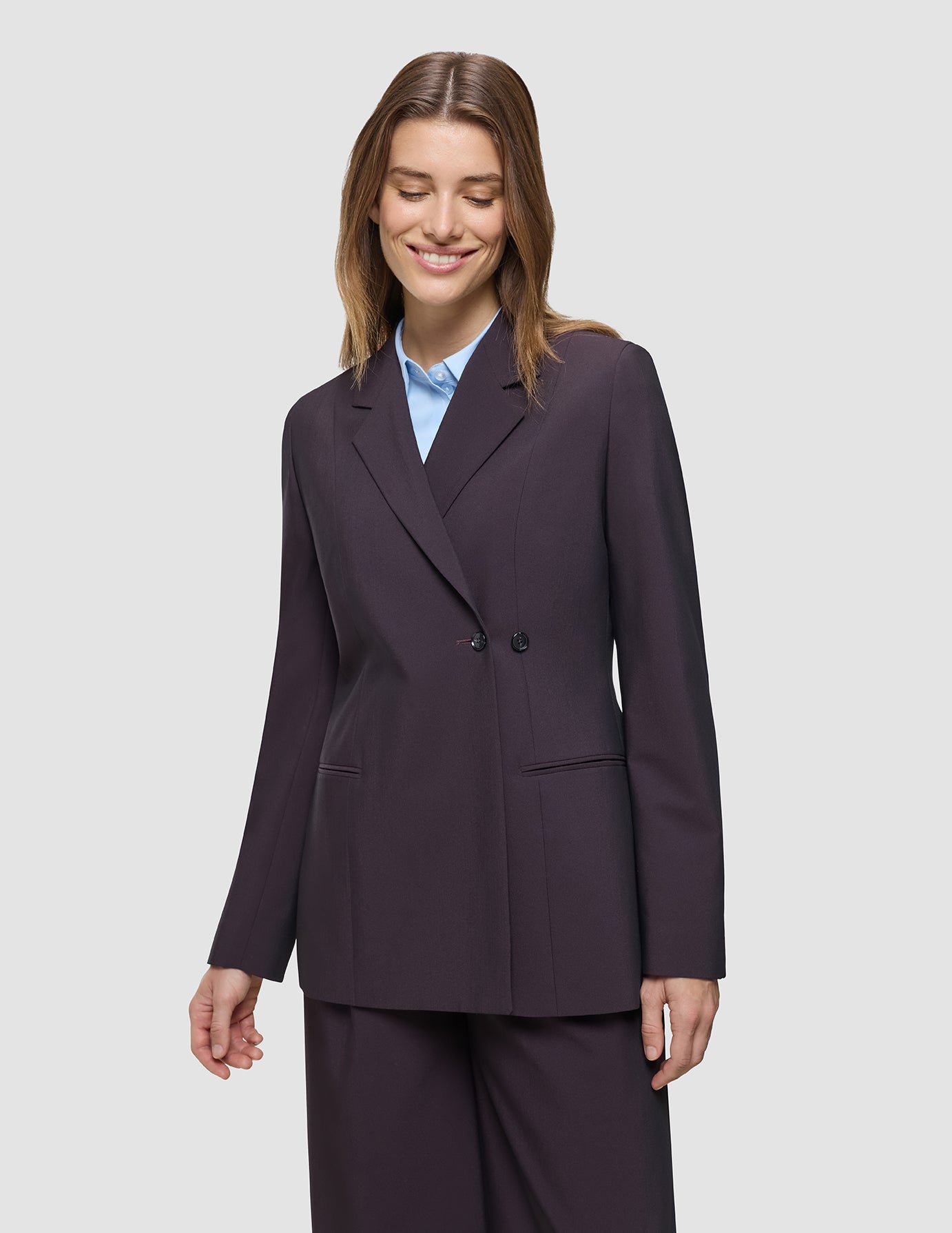 Avira Suit Wide Burgundy Berry
